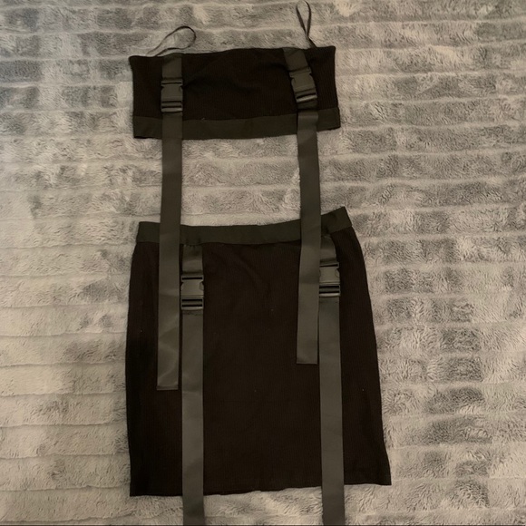 Two piece skirt set